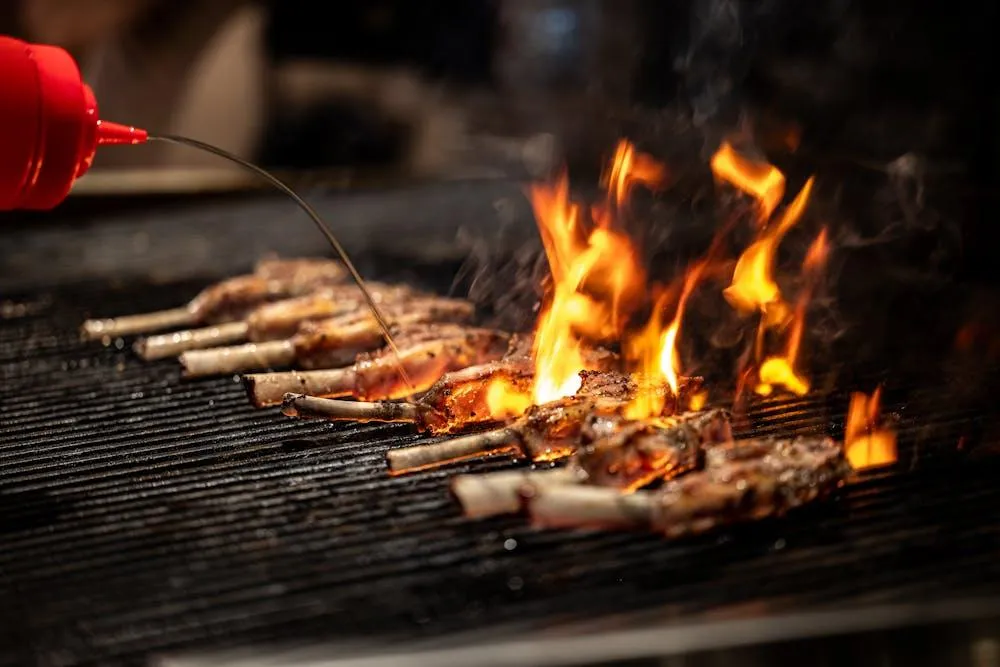 Outdoor BBQ Dining Las Vegas: Enjoy the Flavor at SmokinT's BBQ & Bar