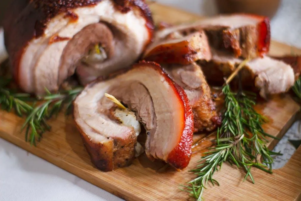 Discover the Best BBQ on the Las Vegas Strip at SmokinT's BBQ & Bar