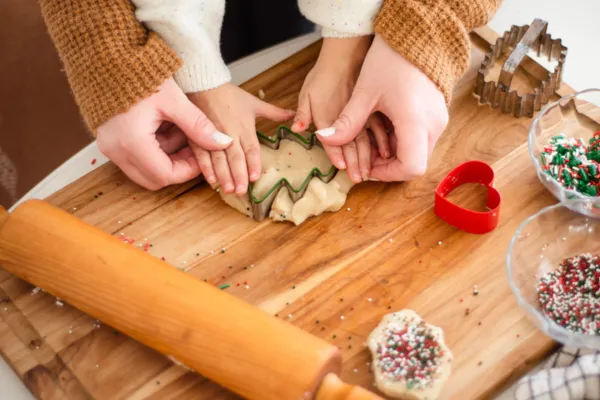 Winter Break Activities for Kids: Age-Specific Ideas + Planning Tips for Parents