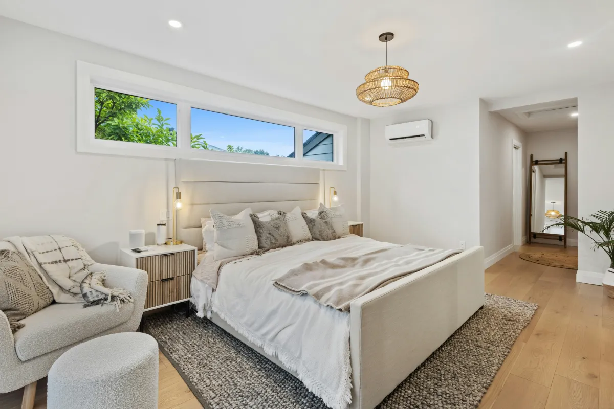 comfortable looking bedroom white decor
