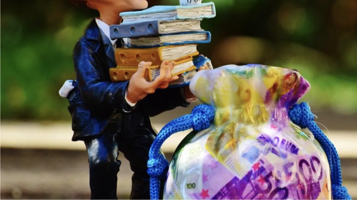 IRS to distribute tax refund interest checks to taxpayers who filed 2019 returns on time