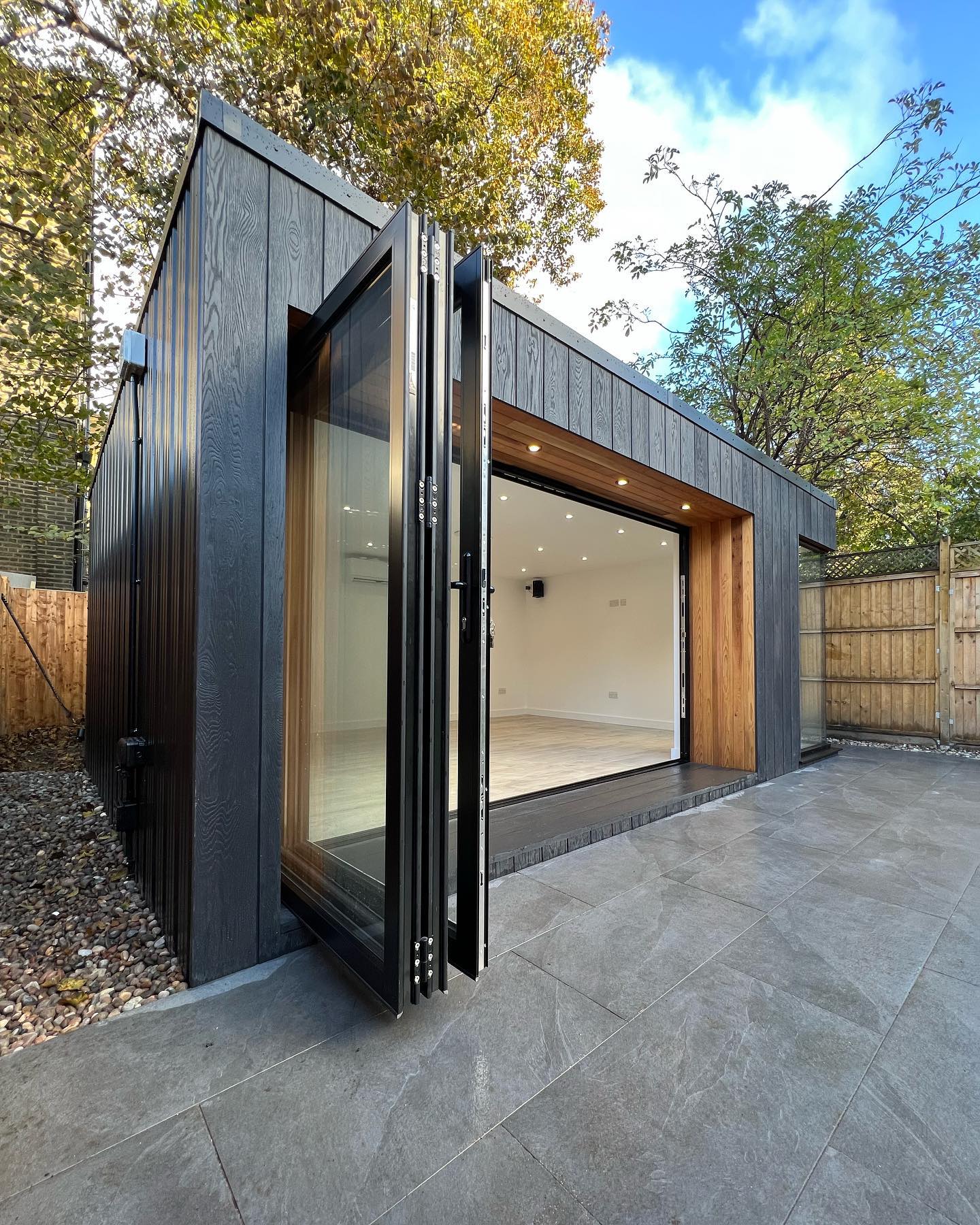 Timber garden room build