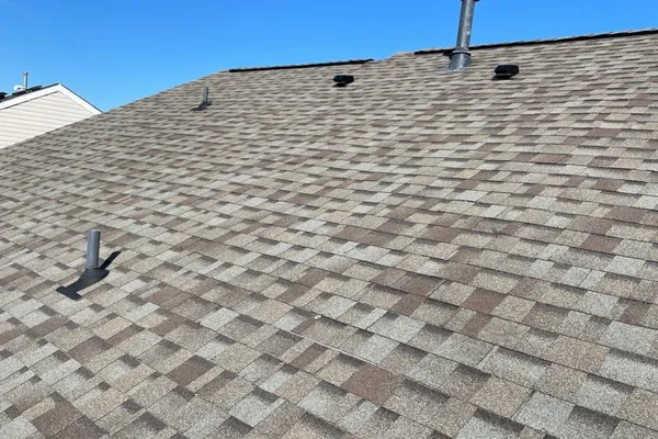 What Type of Asphalt Shingles Are the Best Choice for My Home?