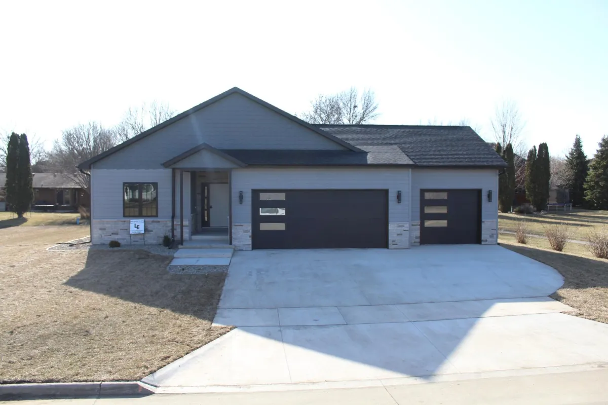 Concrete Garage Floors in Mason City: Durable and Easy to Maintain