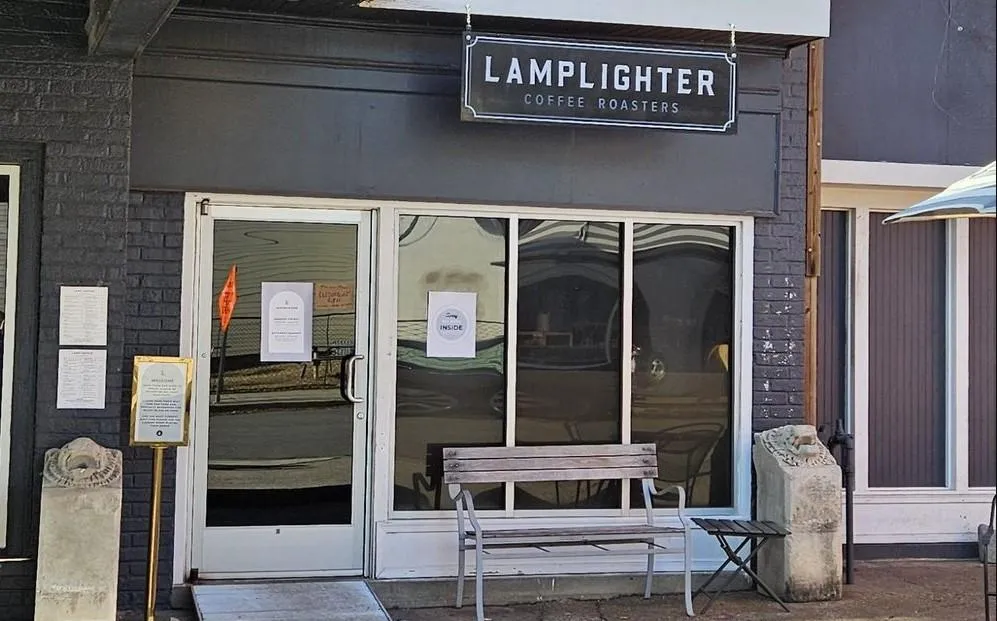 ☕ One Cup, Endless Vibes: Discover Richmond’s Lamplighter Magic