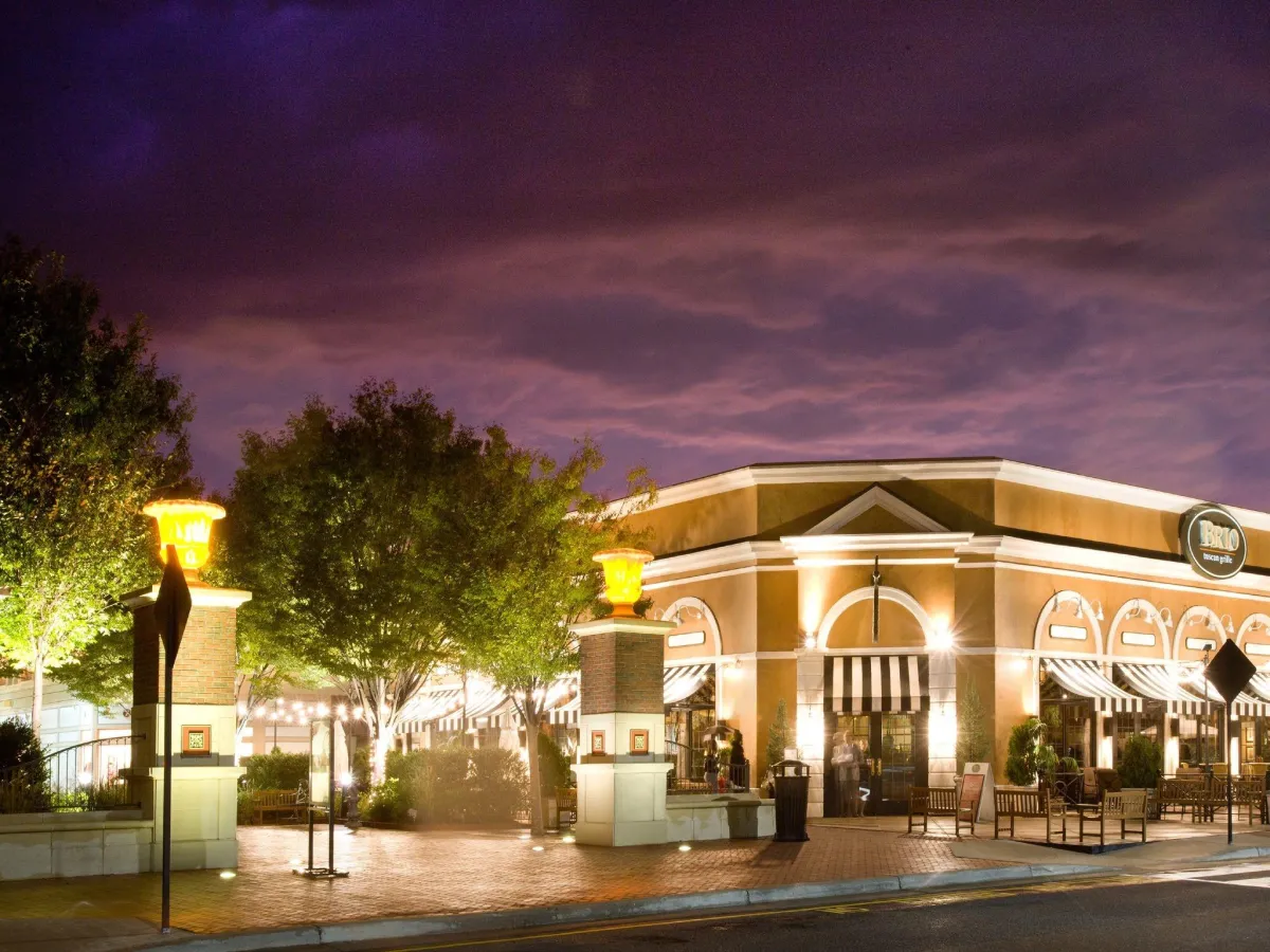 Shop, Dine, and Explore at Stony Point Fashion Park, Richmond