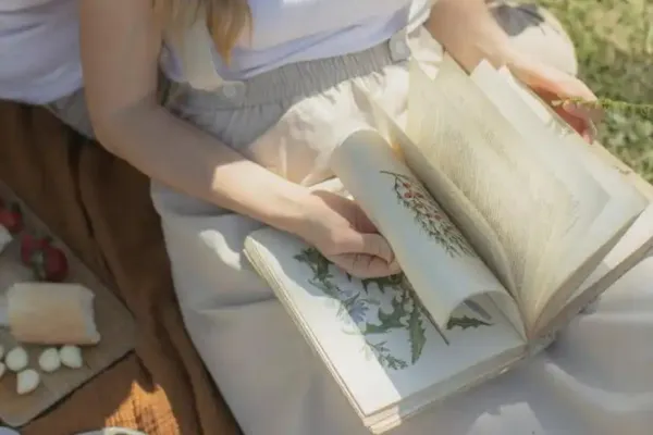 A couple reading on a picnic