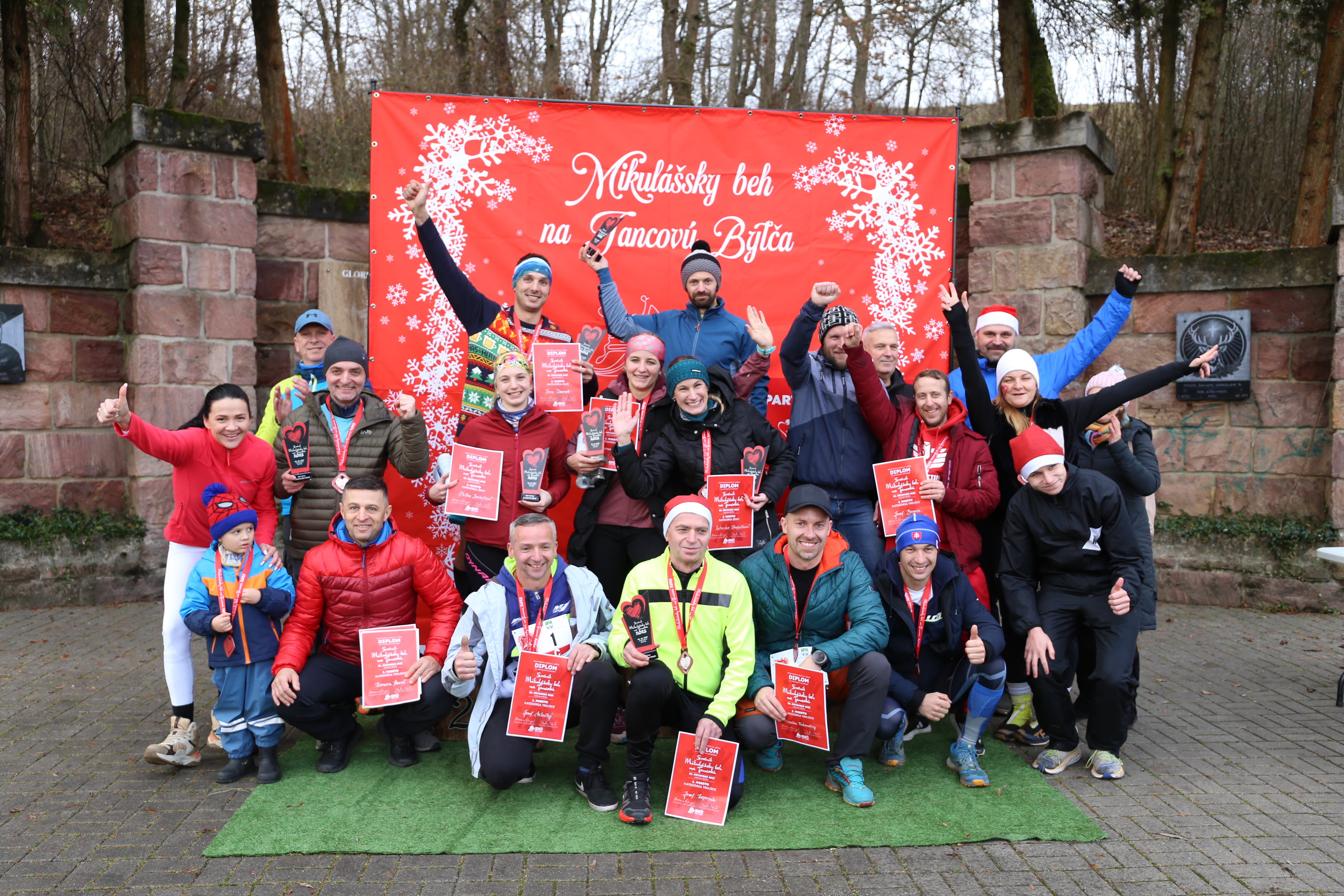 Behači Bytča a okolie o.z. - Mikulášský beh na Tancovú 2025