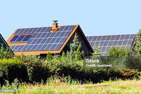 Benjamin UT homeowner securing incentives with safe Tesla Powerwall from Ask Solar Mike, beating ITC expiration risks and 2026 solar company failures in Utah County.