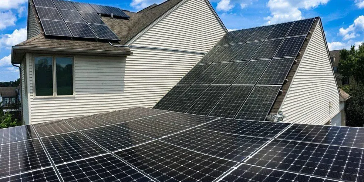 Lehi Batteries 2025: Tesla vs EG4 Risks