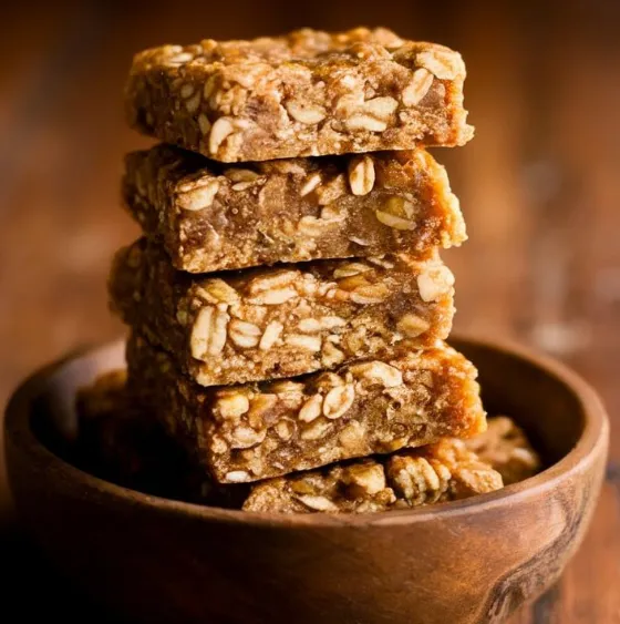 Banana & Almond Energy Bars