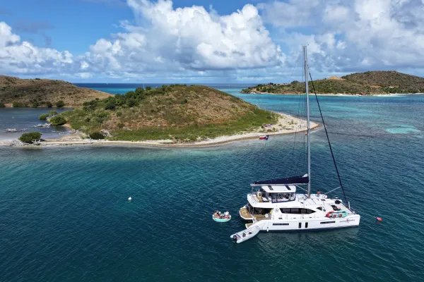 Top 10 Must-Visit Islands in the Caribbean for an Unforgettable Charter Experience