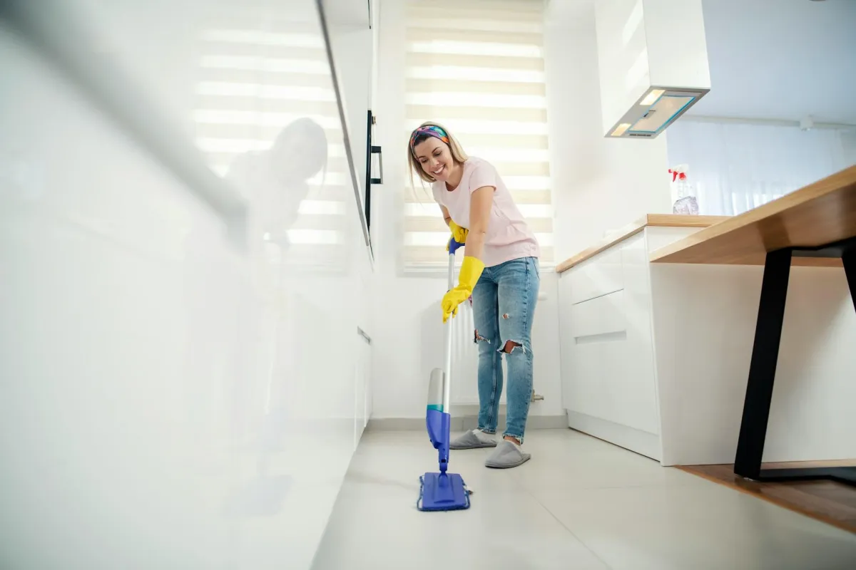 How Hoarding Cleanup Service Makes a Home Safer