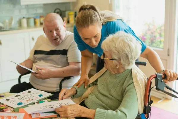 In Home Care vs Assisted Living Gallatin TN | Comparison