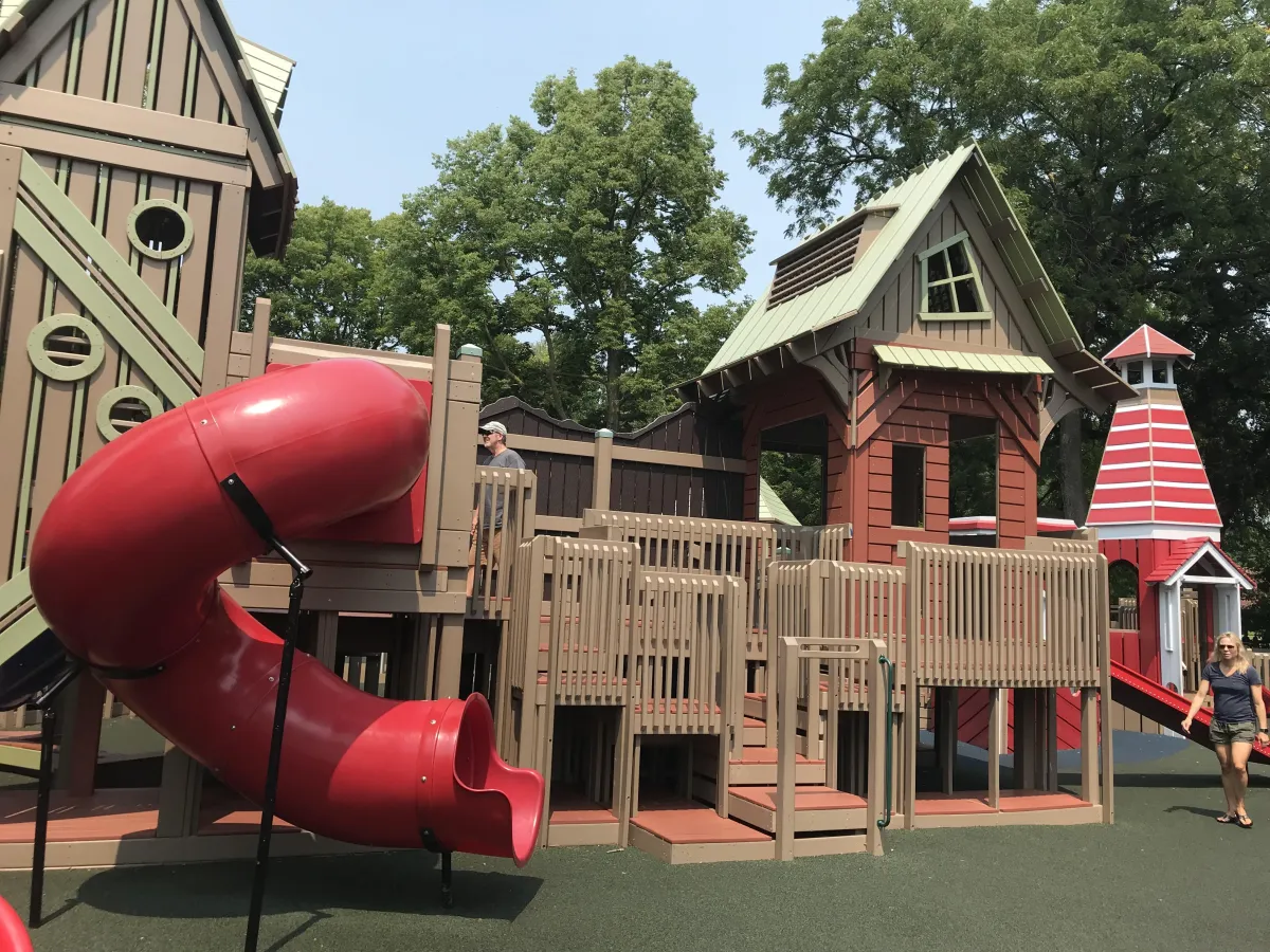 Palmer Park: Janesville’s Backyard Playground Where Every Day Feels Like a Chill Saturday