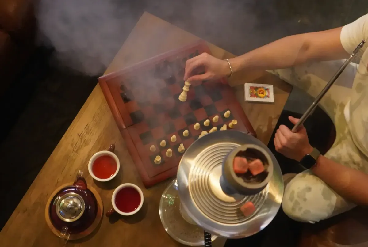 Encore Hookah Lounge: Brandon’s Chill Spot for Flavor, Friends & Vibes 