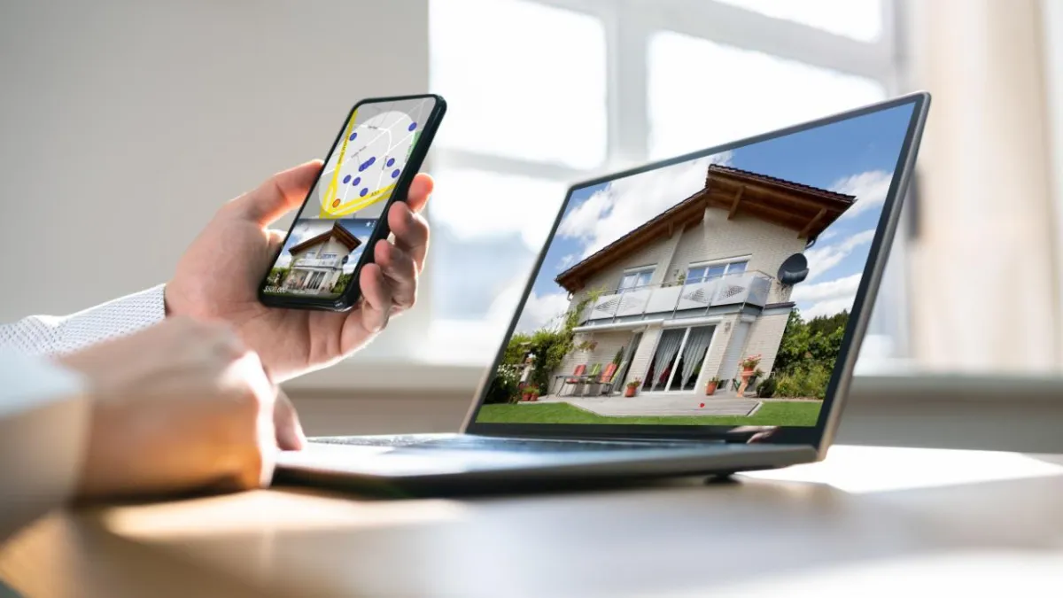 The Science of First Impressions: How Buyers Judge a Home Online