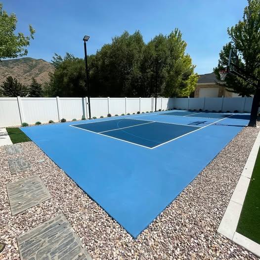 image of a pickleball court