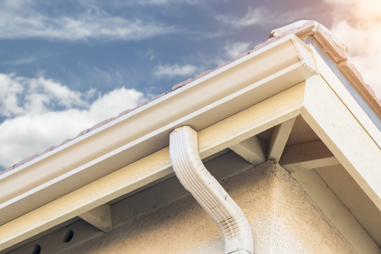 Seamless gutter installation for residential properties in Northern California