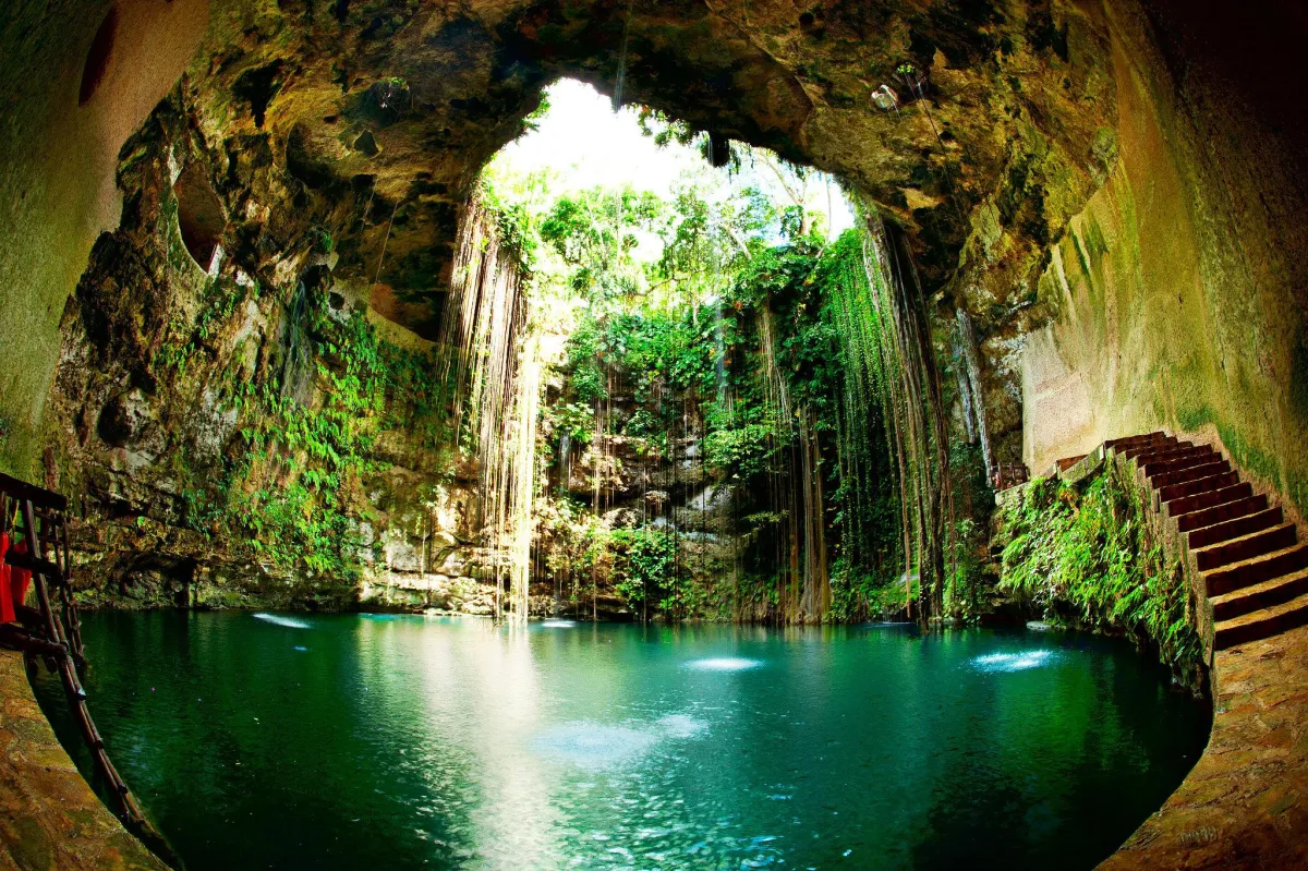 La mística de los  cenotes