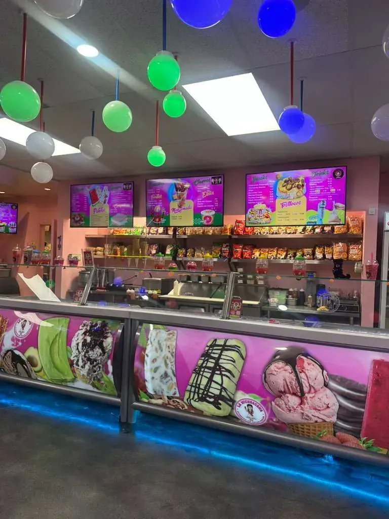 La Michoacana Top's Ice Cream Parlor