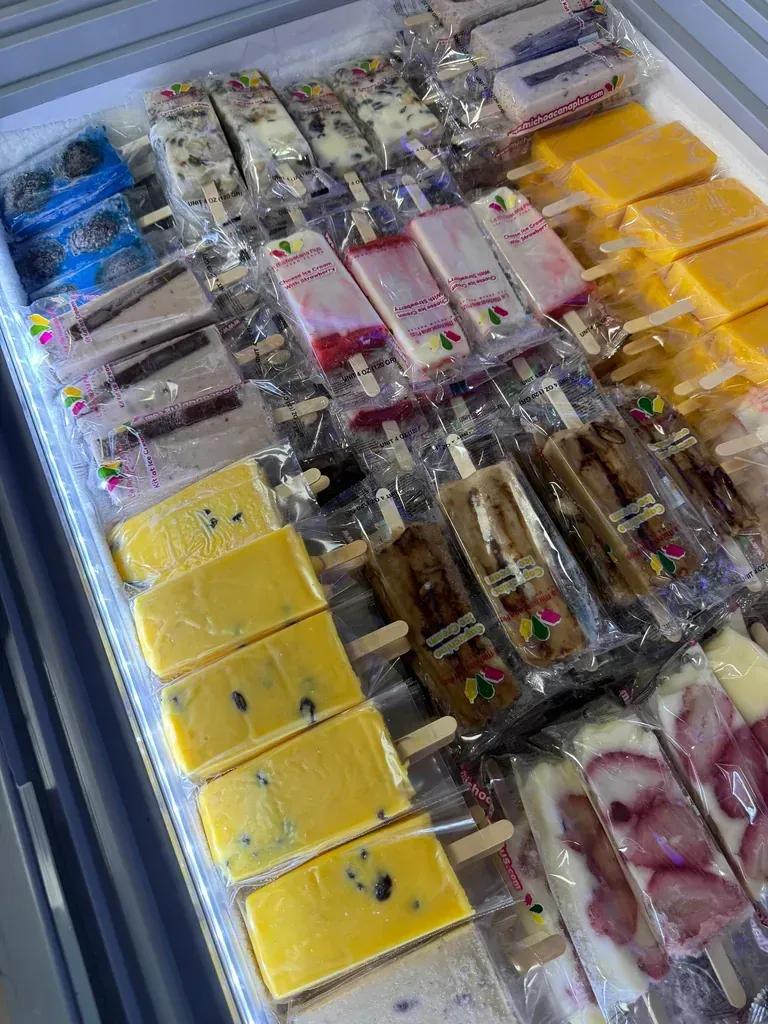 La Michoacana Top's Ice Cream Parlor