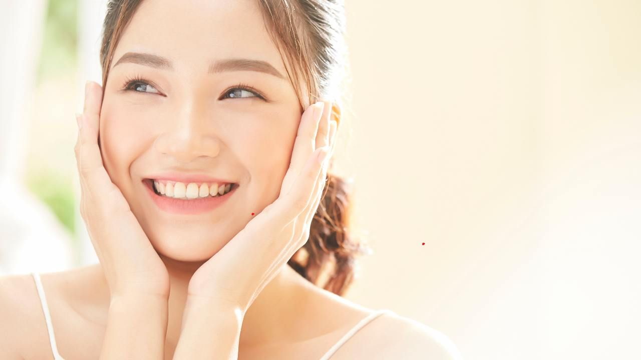 How to Achieve the Glass Skin Look: A Step-by-Step Guide