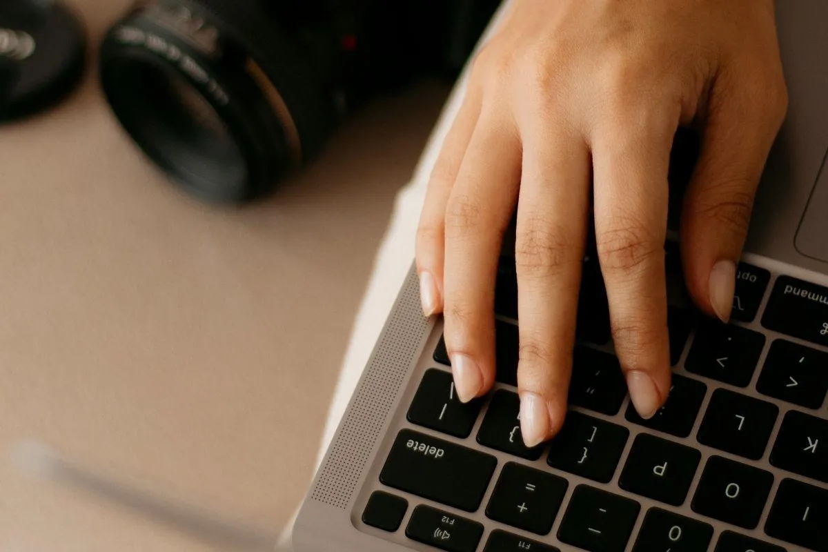 Working from Home vs. Remote vs. Office: What’s the Best Fit for Hospitality?