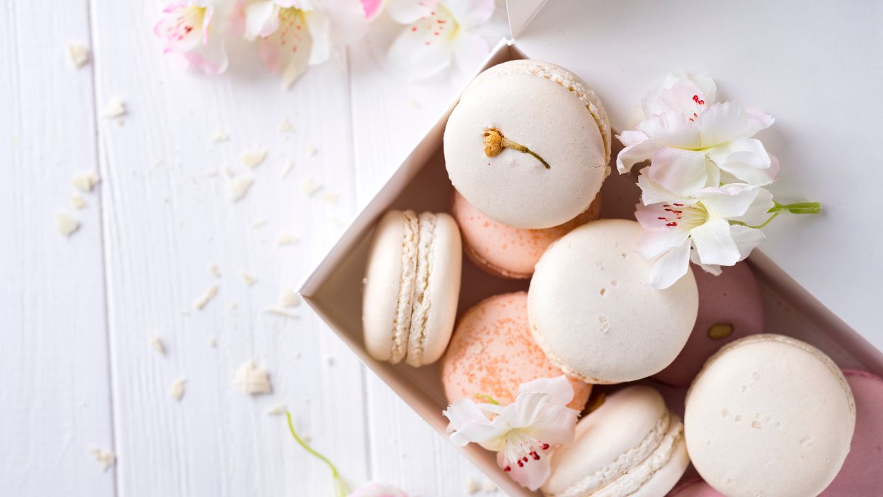 Carbs and Binge Eating: Why Low-Carb Diets Trigger Binges