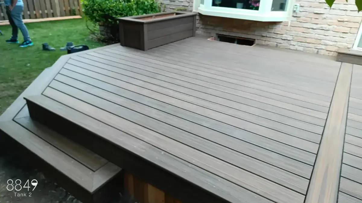 deck repairs in Toronto by Build for 4 Outdoors