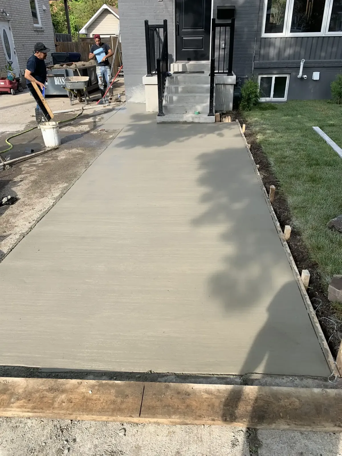 Parking Pad from Toronto deck and outdoor builder Build 4 Outdoors