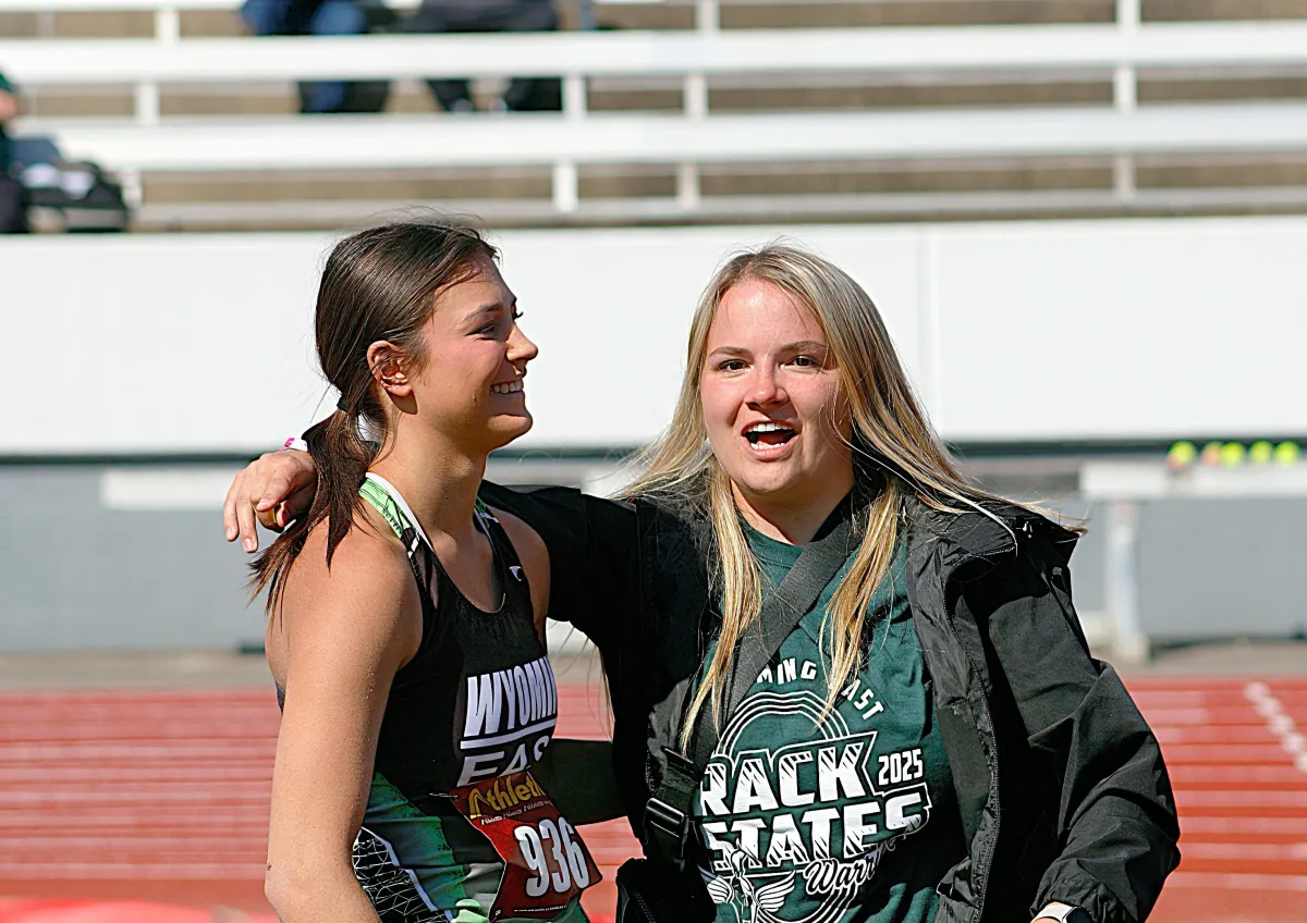 Former Rivals Persinger and Baker Win State Track Titles