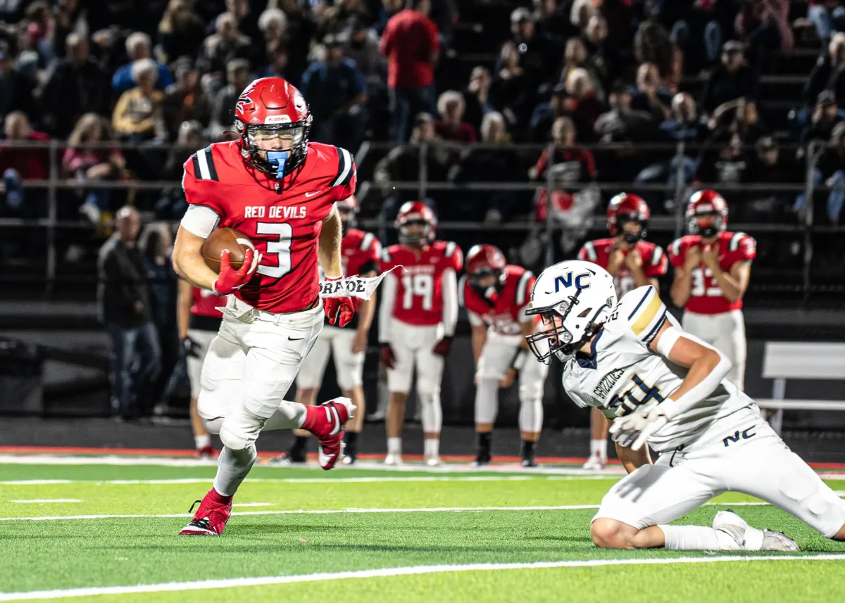 HS Football: Oak Hill rallies for dramatic win over Nicholas County