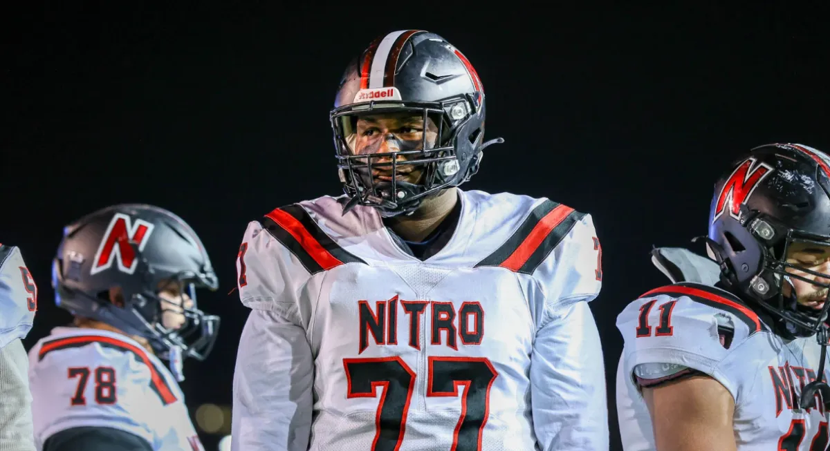 HS Football: Nitro's Da'Ron Parks wins Joe Stydahar Award