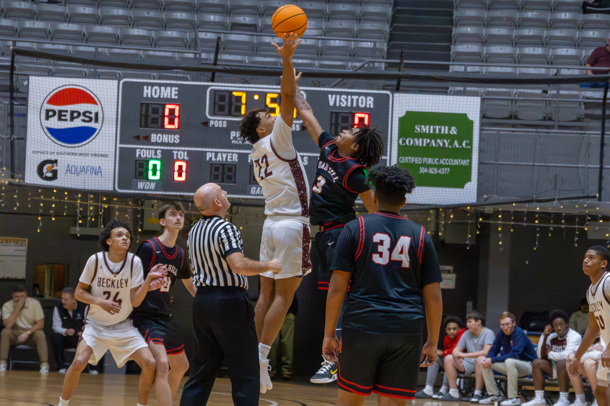 HS Boys Basketball: Clary's strong play late pushes Beckley past Oak Hill