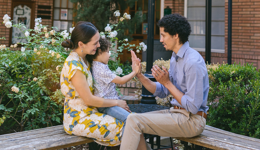 4 Ways Hypnosis Builds and Supports Positive Relationships