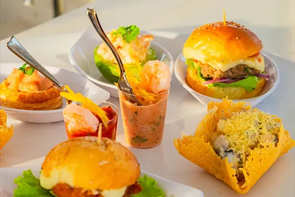 Cartagena, corporativo, catamarán, incentivos, team building, experiencias premium