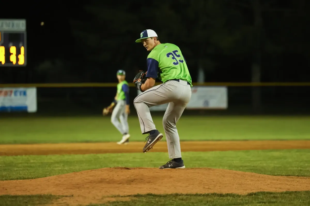 Trevor Booton Joins On Deck With The Tom Sox