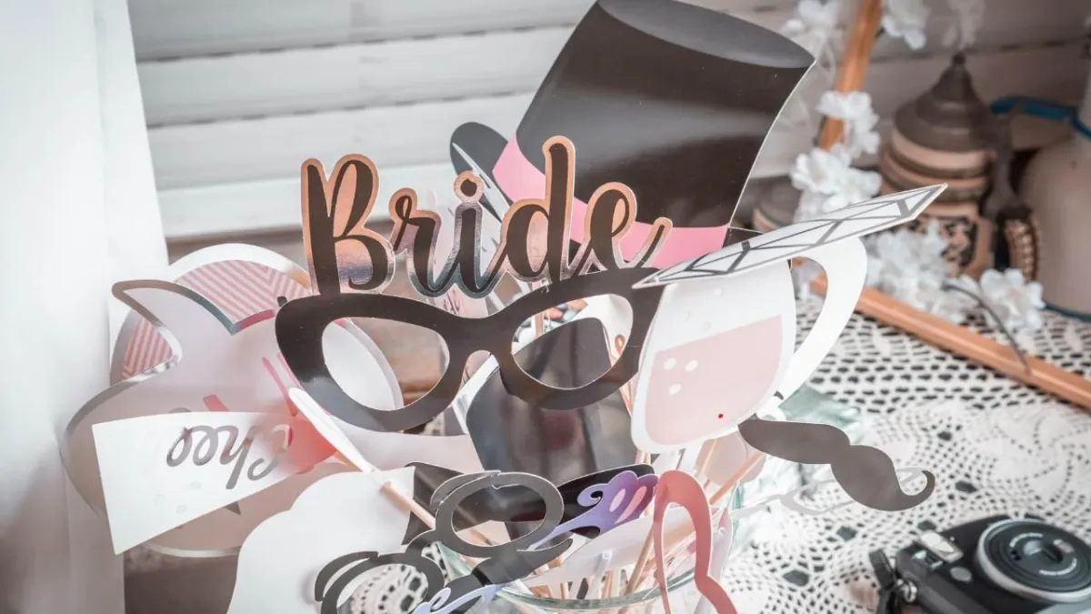 From Props to Prints: Make Your Wedding Photo Booth Unforgettable