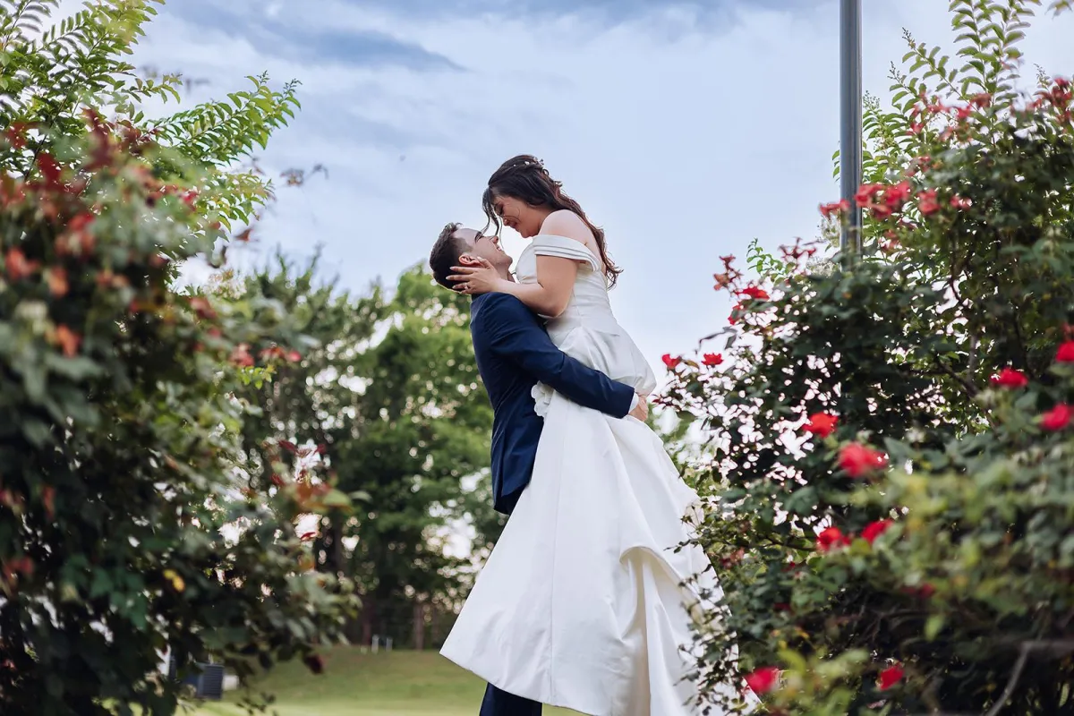 Whimsical Wedding Poses for Outdoor and Garden Ceremonies