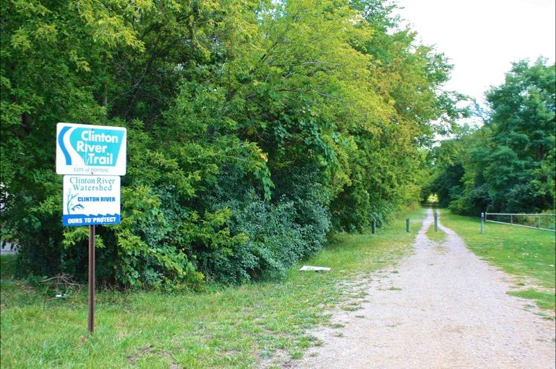 🚴‍♂️ Trails, Tales, and Tranquility: Discover the Clinton River Heritage Park Trail in Michigan!