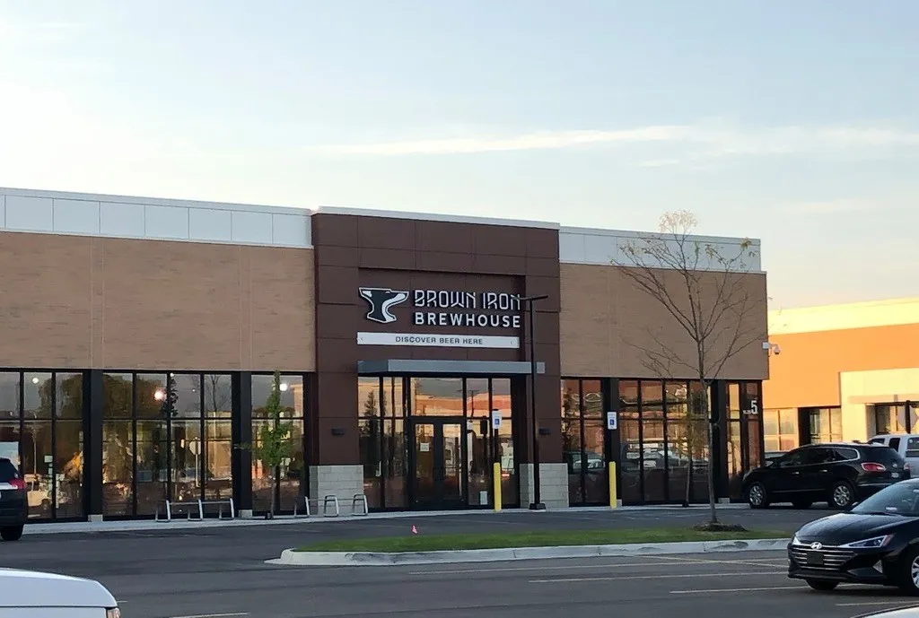 🥩 Brisket, Beer & Big Flavor: Brown Iron Brewhouse Knows What’s Up