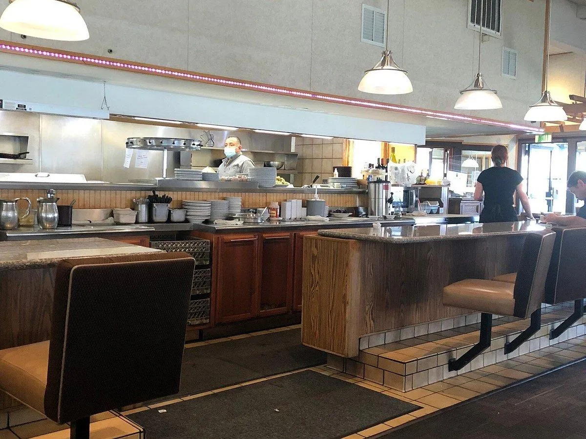 Wood-Fired Flavor & Cozy Vibes: Why Brick & Fire Bistro in Eureka Is Everything Your Taste Buds Need
