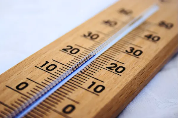 Temperature-Controlled Pharmaceutical Delivery: Safeguarding Medication Integrity Through Advanced Cold Chain Logistics