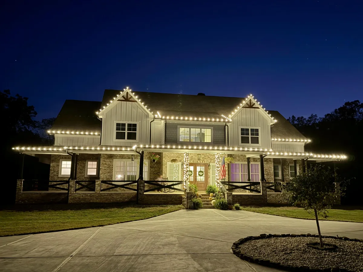 custom holiday lighting display in athens georgia neighborhood