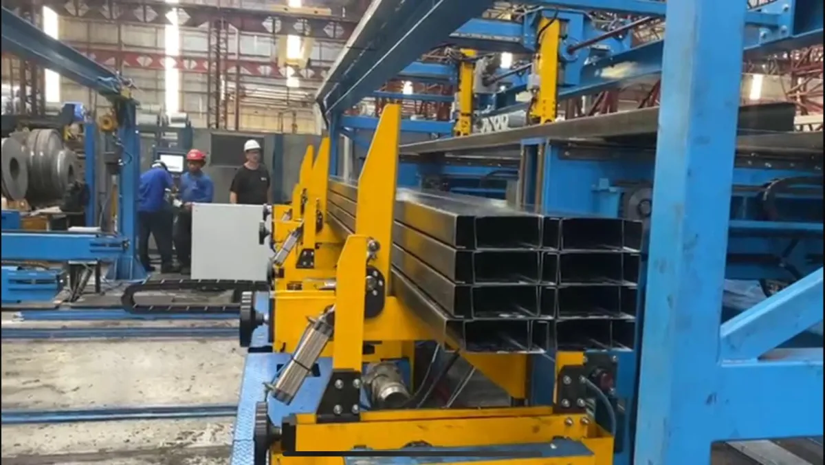 Empaquetadora Automática para Perfiles C y U: Producción sin límites