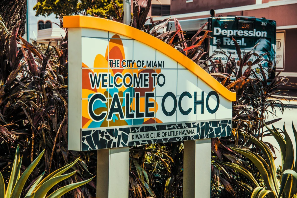 Staying Near Calle Ocho: Best Hotels and Travel Tips for Exploring Miami’s Little Havana
