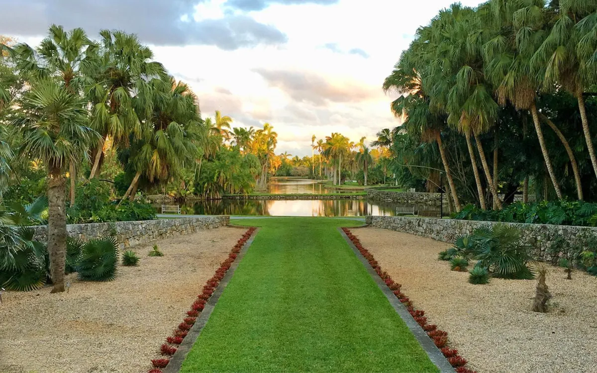 Exploring Fairchild Tropical Botanic Garden: Where to Stay and How to Get Around South Florida