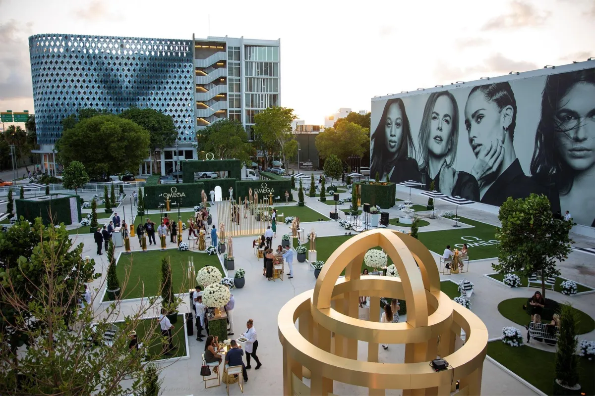 Exploring Jungle Plaza in Miami’s Design District: Where to Stay, Drive & Recharge