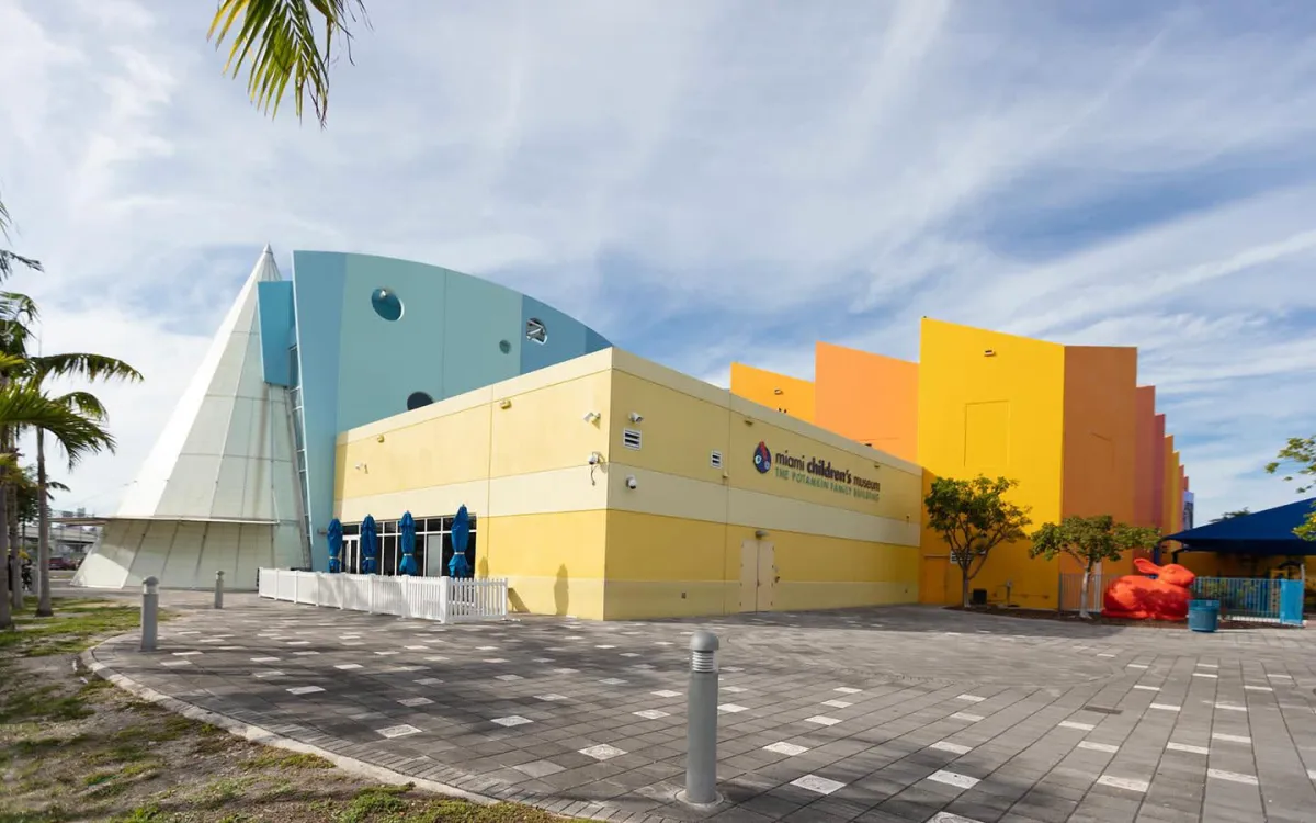 Family Fun in Miami: Where to Stay Near the Miami Children’s Museum